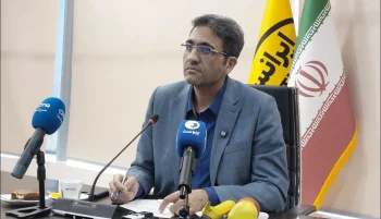 خبرگزاری فارس گزارش داد علیرضا رفیعی، مدیرعامل اپراتور ایرانسل به دلیل تمرد از دستورهای نهادهای تصمیمگیر جمهوری اسلامی برای محدودیت دسترسی به اینترنت برکنار شده است.