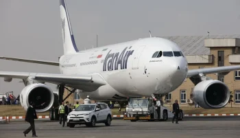 براساس گزارش رسانههای داخلی، پرواز صبحگاهی تهران–اهواز در روز یکشنبه با تأخیری چندساعته و حبس مسافران در کابین هواپیما همراه بود.