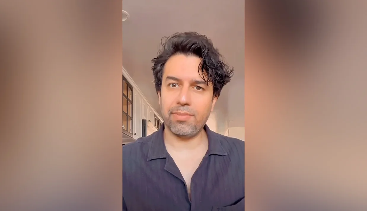 سهراب پورناظری، آهنگساز و نوازنده موسیقی سنتی در پیامی با حمایت خیزش ملی ایران گفت: «ما کردها دست در دست یکدیگر میدهیم و از یکپارچگی ایران پاسداری میکنیم.»
