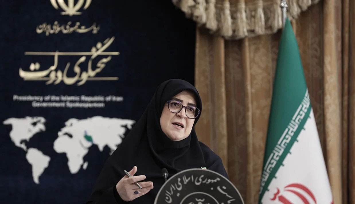 سخنگوی دولت پزشکیان گفت که برنامه گفتگوی مستقیم استانداران با نمایندگان اصناف و بازاریان در دستور کار دولت جمهوری اسلامی قرار گرفته است.