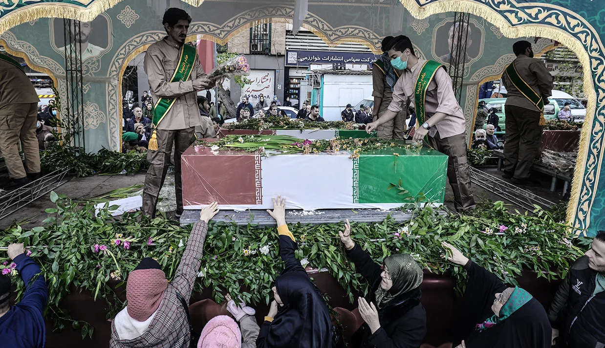 وزارت امور خارجه ایالات متحده با انتشار پیامی در شبکه اجتماعی ایکس، اعلام عزای عمومی از سوی جمهوری اسلامی برای مقامات امنیتی کشتهشده در جریان اعتراضها را بهشدت محکوم کرد.