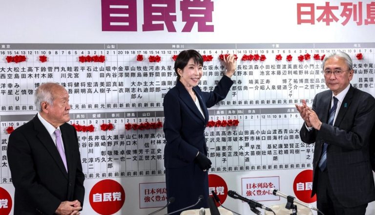 پیروزی قاطعانه تاکایچی، چین را در سه جبهه به تکاپو انداخته است