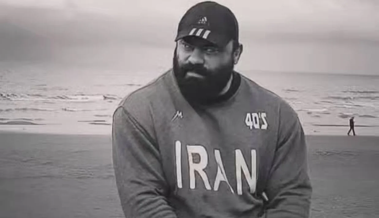 علیرضا استادحاجی (ظرفچی)، قهرمان در رشته قویترین مردان جهان در اعتراض به سرکوب مرگبار مردم اعلام کرد که از ریاست کمیته کشوری داوران و مربیان قویترین مردان ایران و دیگر سمتهای خود کنارهگیری میکند.
