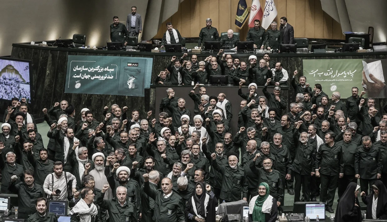 مجلس شورای اسلامی در واکنش به تصمیم اتحادیه اروپا برای قرار دادن سپاه پاسداران انقلاب اسلامی در فهرست سازمانهای تروریستی، ارتشهای اروپایی را «گروه تروریستی» اعلام کرد.