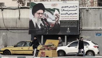علی خامنهای با هشدار به ایالات متحده اعلام کرد که در صورت آغاز جنگ، دامنه آن به سطح منطقهای کشیده خواهد شد.
