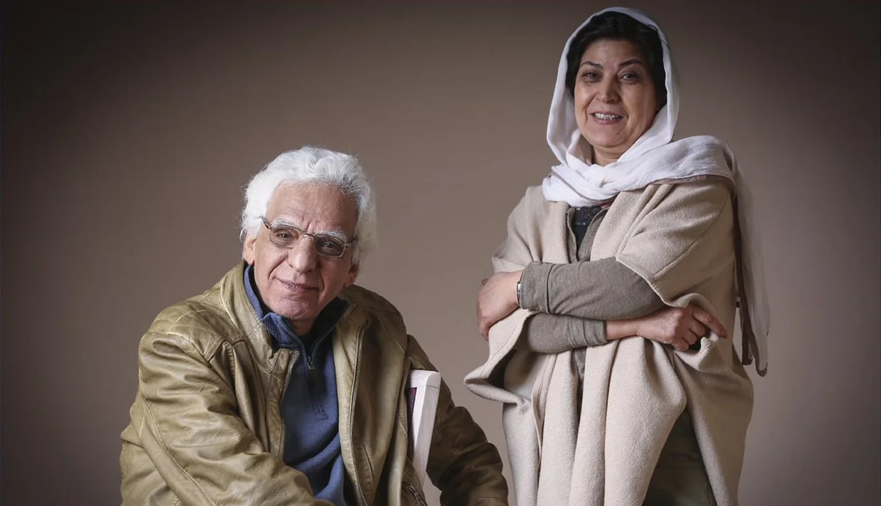مهرانه ربی، همسر کیومرث پوراحمد، با انتشار استوریای در صفحه اینستاگرام خود به استفاده از تصویر این کارگردان نامدار سینمای ایران در جشنواره فیلم فجر امسال اعتراض کرد.