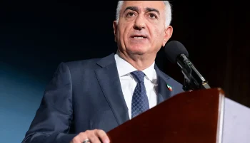 شاهزاده رضا پهلوی سرکوب مردم در انقلاب شیروخورشید ایران را «نسلکشی در حال شکلگیری» توصیف کرد و خواستار اقدام قاطع ایالات متحده علیه ساختارهای سرکوب جمهوری اسلامی بهویژه سپاه پاسداران شد.