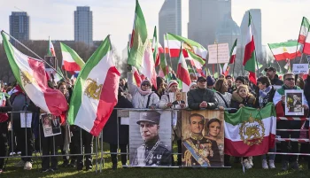 شاهزاده رضا پهلوی در بیانیه‌ای، روز ۲۵ بهمن را «روز جهانی اقدام» در همبستگی با «انقلاب شیروخورشید» ایران نامید.