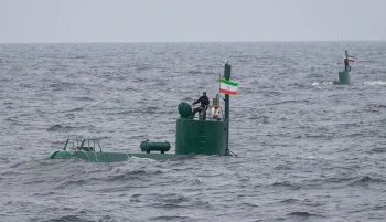 صداوسیمای جمهوری اسلامی به نقل از فرمانده نیروی دریایی سپاه اعلام کرد که هم‌زمان با برگزاری رزمایش «کنترل هوشمند تنگه هرمز»، بخش‌هایی از تنگه هرمز برای چند ساعت بسته خواهد شد.