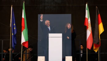 شاهزاده رضا پهلوی در تجمع گسترده ایرانیان در شهر مونیخ گفت که اکنون انقلاب ملی ایران به مرحلهای رسیده است که به قول شهروندان ایران «این آخرین نبرد است.»
