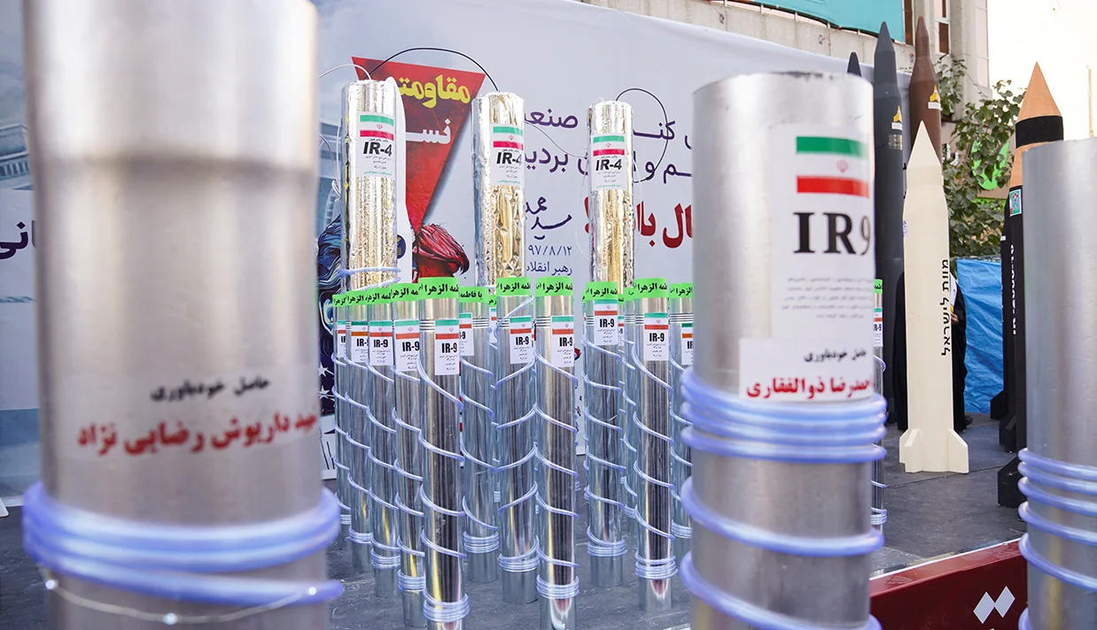 روزنامه وال‌استریت ژورنال گزارش داد که تهران در جریان مذاکرات اخیر با واشنگتن در ژنو، پیشنهاد توقف غنی‌سازی اورانیوم برای مدت حداکثر سه سال و عقد توافقات تجاری را مطرح کرده است.