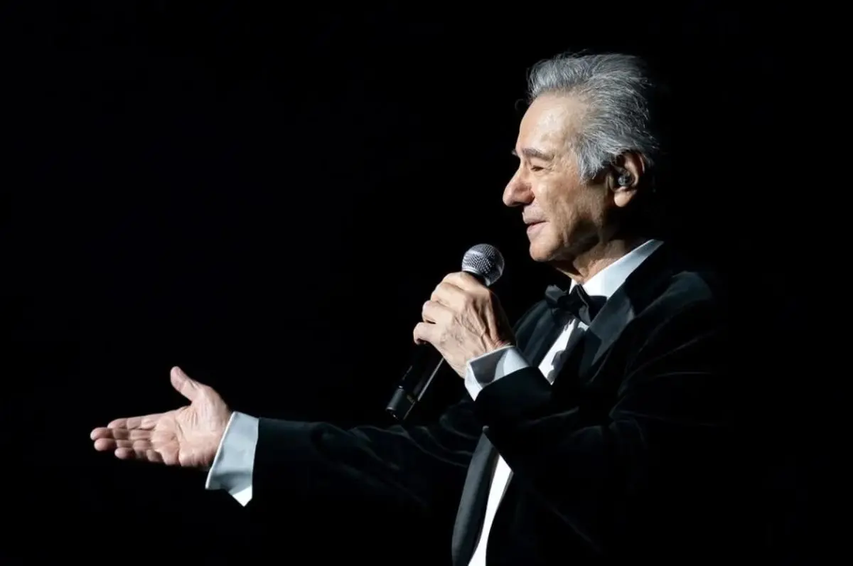 Aref singer