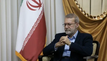 علی لاریجانی، دبیر شورای عالی امنیت ملی در واکنش به حملات روز شنبه، نهم اسفند اسرائیل و آمریکا تهدید به «پشیمانی» کرد.