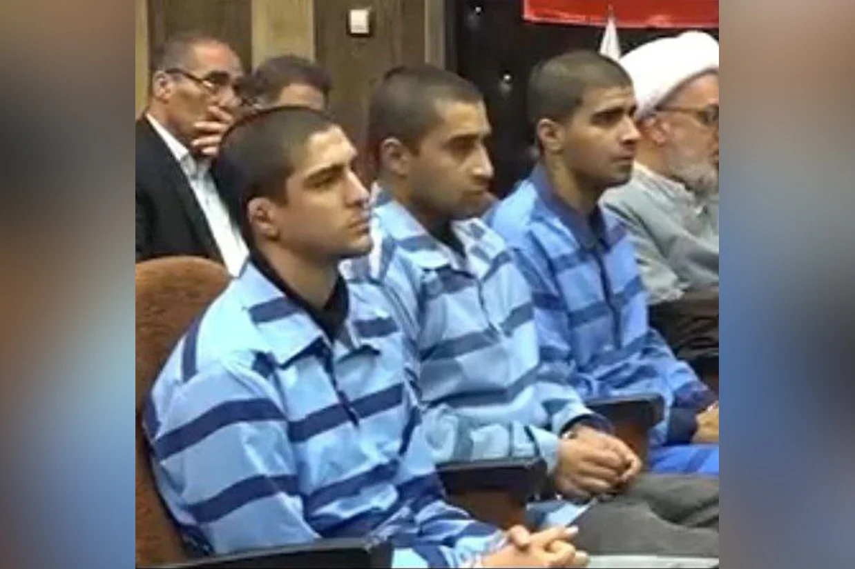 قوه قضائیه جمهوری اسلامی روز پنجشنبه ۲۸ اسفندماه از اعدام ۳ جوان بازداشت شده در جریان انقلاب شیر و خورشید خبر داد.