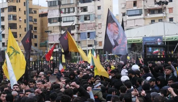 دولت لبنان اعلام کرد که بررسی حضور اعضای سپاه پاسداران انقلاب اسلامی ایران در این کشور را آغاز کرده و احتمال اخراج آنها را در نظر دارد.