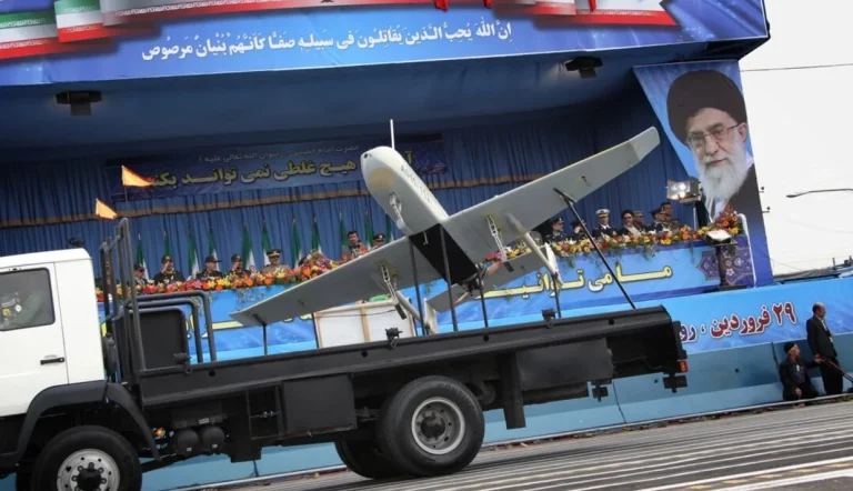ایران پس از خامنه‌ای با چه چالش‌هایی روبه‌روست؟ از نقش ارتش و نیروهای امنیتی تا احتمال دولت انتقالی و جایگاه رضا پهلوی در آینده سیاسی ایران.