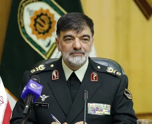 احمدرضا رادان گفته است که با توجه به شرایط جنگی کشور، به نیروهای پلیس «دستور تیر» برای مقابله با سارقان صادر شده است.