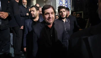 محمد مخبر با اشاره به اصل ۱۱۱ قانون اساسی از تشکیل شورای موقت رهبری خبر داد؛ همزمان سپاه و هیئت دولت کشتهشدن علی خامنهای را تأیید کردند.