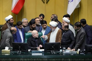 دونالد ترامپ تایید کرد که ایالات متحده در زمان حملات به ایران در حال مذاکره با محمدباقر قالیباف، رئیس مجلس شورای اسلامی بوده و تا یک هفته دیگر مشخص میشود که آیا او حاضر همکاری با آمریکا است یا خیر.