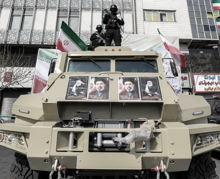دونالد ترامپ، رئیس‌جمهور ایالات متحده، در نخستین واکنش خود به انتخاب مجتبی خامنه‌ای به‌عنوان رهبر جدید جمهوری اسلامی ایران گفت که از این تصمیم «خوشحال نیست.»