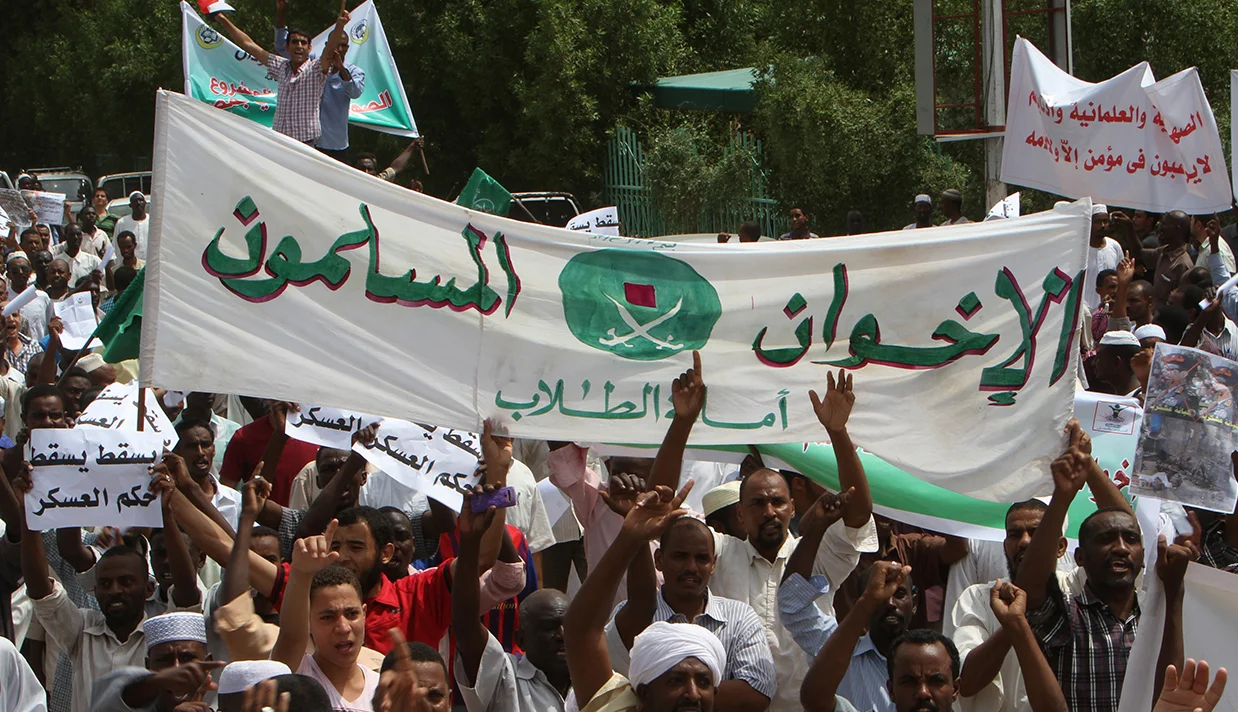 مارکو روبیو وزیر خارجه ایالات متحده اعلام کرد که دولت آمریکا «اخوانالمسلمین سودان» گروه تحت آموزش و حمایت سپاه پاسداران، را در فهرست سازمانهای تروریستی قرار داده است.