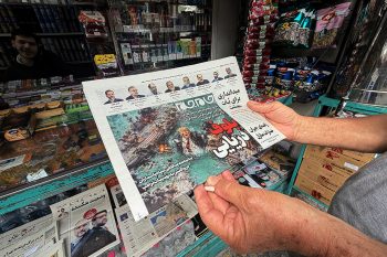 اشتباه محاسباتی جمهوری اسلامی در برابر آمریکا؛ تحلیل کنراد بلک از جنگ و تنگه هرمز