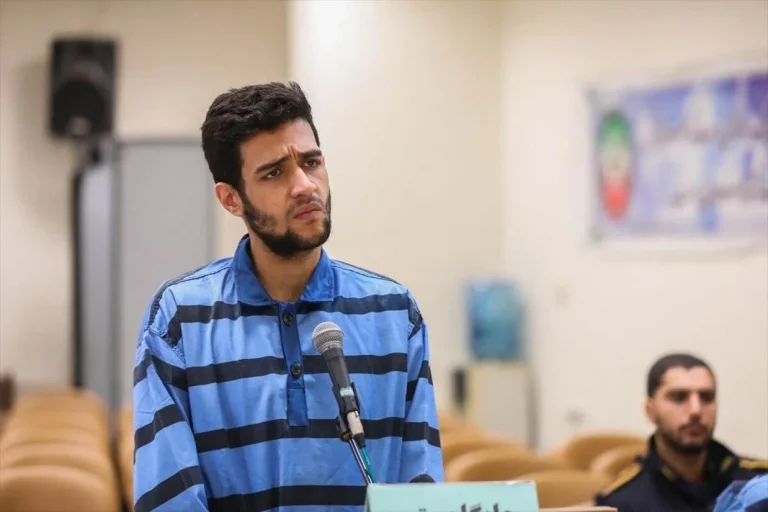 منابع خبری گزارش دادند امیرعلی میرجعفری از معترضان بازداشت‌شده در جریان انقلاب شیرو خورشید امروز سه‌شنبه اول اردیبهشت اعدام شده است.