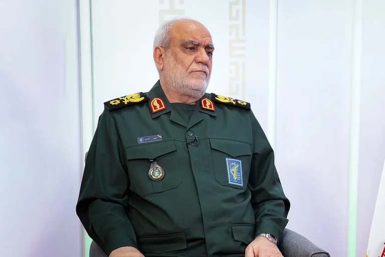 بنیامین نتانیاهو در بیانیهای اعلام کرد که مجید خادمی، رئیس سازمان اطلاعات سپاه پاسداران و اصغر باقری، فرمانده یگان ۸۴۰ نیروی قدس، توسط ارتش اسرائیل کشته شدهاند.