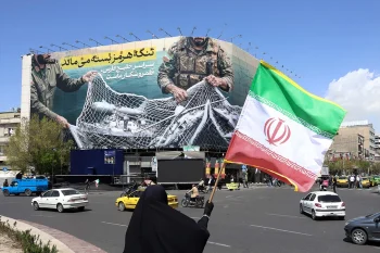 انتقاد ترامپ از ایران درباره تنگه هرمز؛ کاهش عبور کشتی‌ها و افزایش قیمت جهانی نفت