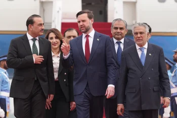 دونالد ترامپ اعلام کرد که جیدی ونس، معاون او به دلیل مسائل امنیتی در دور دوم مذاکرات جمهوری اسلامی و ایالات متحده در اسلامآباد شرکت نخواهد کرد.