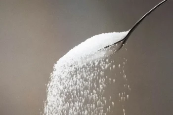 قند از طریق مغز به شما آرامش می‌بخشد، اما این فرایند برای بدن تبعاتی دارد. قند در جریان فعالیت‌های آرامش‌بخش مانند ماساژ و استراحت چه تأثیری روی بدن می‌گذارد؟