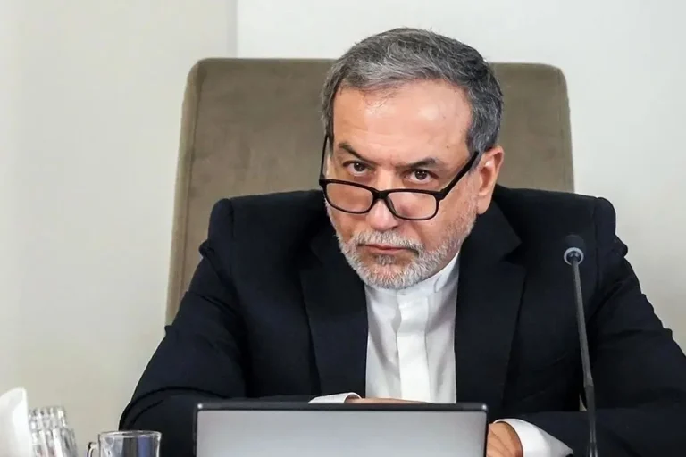 عباس عراقچی گفته است که جمهوری اسلامی تا آخرین لحظه هرگز از حمایت حزبالله دست نخواهد کشید.
