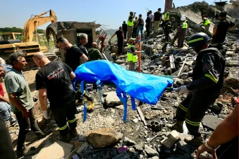 در ادامه درگیری‌ها میان اسرائیل و حزب‌الله لبنان، امروز دست‌کم ۱۷ نفر در حملات هوایی اسرائیل در مناطق مختلف لبنان کشته شدند.