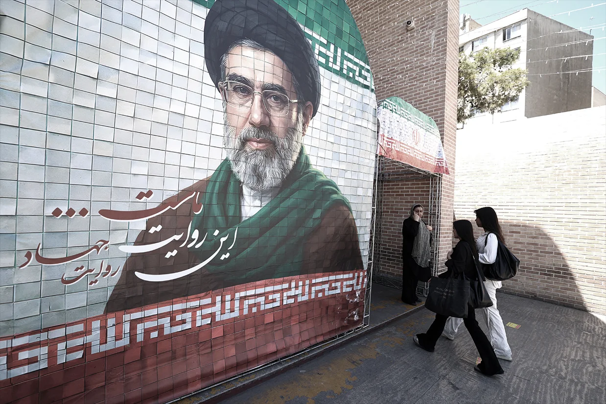 یک مقام وزارت بهداشت جمهوری اسلامی مدعی شده است مجتبی خامنه‌ای، که در جریان حملات اسرائیل و آمریکا دچار آسیب شده بود، هیچ‌گونه قطع عضوی نداشته است.