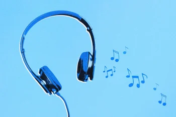 استرس و منفی‌بافی در نیم‌قرن گذشته در جوامع افزایش یافته و این مسئله در جدول برترین ترانه‌های آمریکا هم منعکس شده است.