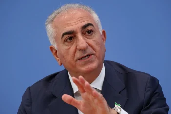 شاهزاده رضا پهلوی در تازه‌ترین سخنان خود در بر ضرورت شفافیت در بیان مواضع سیاسی تأکید کرد و گفت اختلاف‌نظر با دیدگاه‌های او «کاملاً طبیعی» است، اما باید به‌صورت مستقیم و شفاف بیان شود.