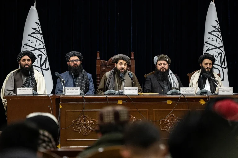 خبرگزاری روسی اینترفاکس گزارش داد که روسیه و طالبان بهتازگی توافقنامه همکاری نظامی و فنی امضا کردهاند.