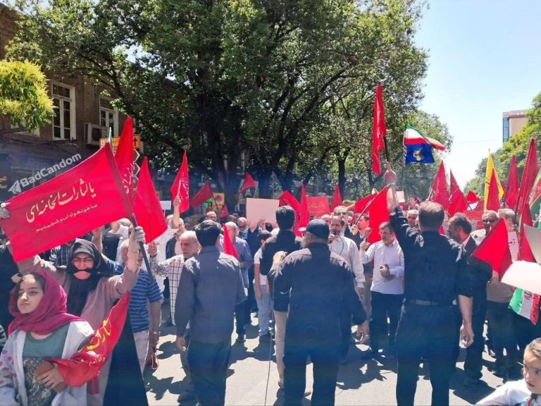 اعتراض حامیان تندرو حکومت به توافق با آمریکا؛ مخالفان عراقچی و قالیباف را نشانه گرفتند