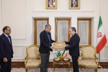خبرگزاری جمهوری اسلامی (ایرنا) گزارش داد در شرایط کنونی هیچ توافقی در مورد پرونده هستهای انجام نمیشود، تهران هیچ تعهد جدیدی نمیدهد و چارچوب برنامه هستهای ایران در پی امضای تفاهم دستنخورده باقی میماند.