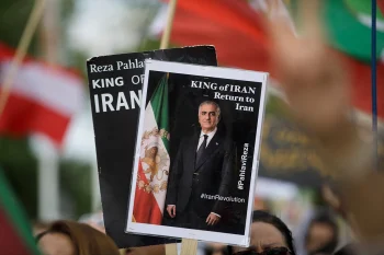 دفتر مطبوعاتی شاهزاده رضا پهلوی از حمایت او از کارزار آگاهیرسانی درباره وضعیت ورزشکاران، هواداران فوتبال، زندانیان سیاسی و قربانیان سرکوب در ایران خبر داد.