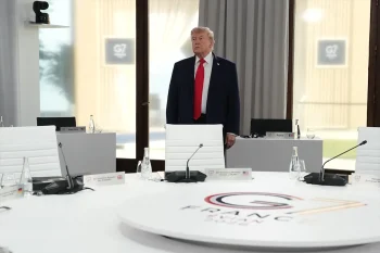 دونالد ترامپ اعلام کرد که ایالات متحده هیچ پولی در ایران سرمایهگذاری نخواهد کرد.
