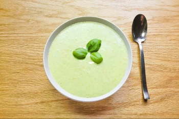طرز تهیه سوپ سرد گاسپاچو؛ دستور تهیه سوپ گوجهفرنگی سرشار از لیکوپن و ترکیبات ضدسرطان
