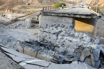 پس از کشته شدن سه نظامی آمریکایی در روزهای اخیر، ایالات متحده حملات تلافیجویانهای را علیه حکومت ایران آغاز کرده است.