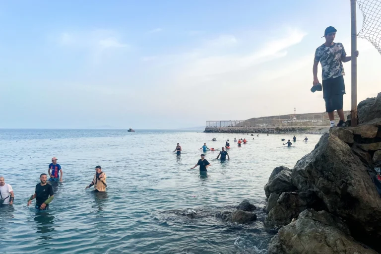 شمار جان‌باختگان موج ورود غیرقانونی مهاجران به اسپانیا به ۷۲ نفر رسید