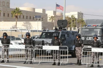 سفارت ایالات متحده در اردن با صدور هشدار امنیتی، از شهروندان آمریکایی در خاورمیانه خواست برای اختلال در پروازها، بسته شدن حریم هوایی و احتمال ترک منطقه آماده باشند.