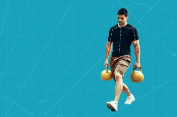 تمرین حمل وزنه یکی از سادهترین روشها برای تقویت همزمان عضلات بازو، شانه، میانتنه، لگن و پاهاست.