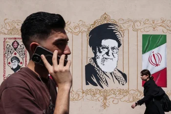 دولت کانادا از اعمال تحریم‌های جدید علیه پنج فرد و پنج نهاد جمهوری اسلامی خبر داد و اعلام کرد این افراد و نهادها در محدود کردن آزادی بیان، سانسور اینترنت و نقض حقوق بشر نقش داشته‌اند.