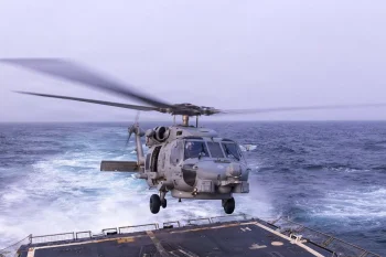 فرماندهی مرکزی ایالات متحده (سنتکام) اعلام کرد که نیروهای آمریکایی در چارچوب اجرای محاصره دریایی علیه ایران، تا ۱۹ شهریور مسیر ۹۶ کشتی تجاری را تغییر دادهاند.