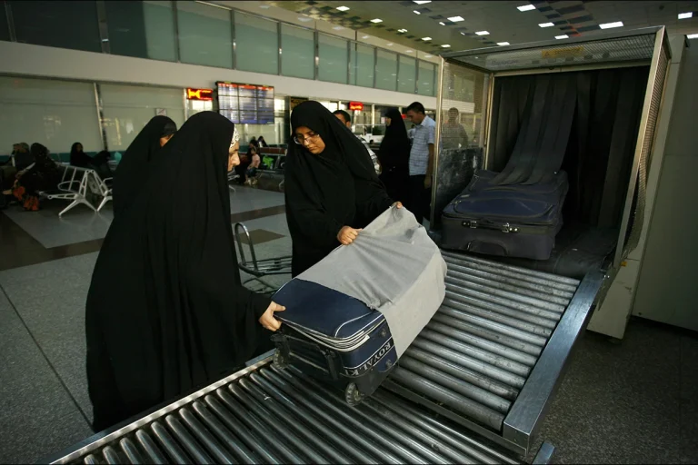 خبرگزاری رسمی عراق: پرواز میان نجف و ایران از سر گرفته شد؛ سازمان هواپیمای جمهوری اسلامی تکذیب کرد