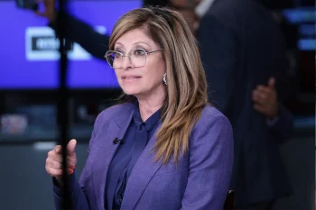 تصمیم فاکس نیوز هفته گذشته واکنش دونالد ترامپ، رئیسجمهور آمریکا، و جیدی ونس، معاون رئیسجمهور، را به دنبال داشت که هر دو از بارتیرومو تمجید کردند.